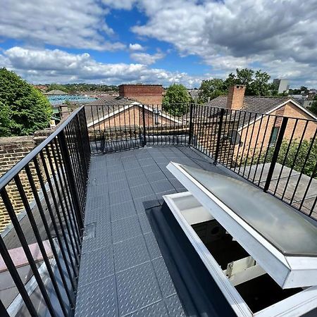 Lovely 2 Bedroom Flat With Roof Terrace In London Nw6 Buitenkant foto