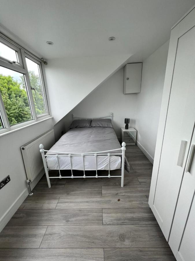 Lovely 2 Bedroom Flat With Roof Terrace In London Nw6 Buitenkant foto