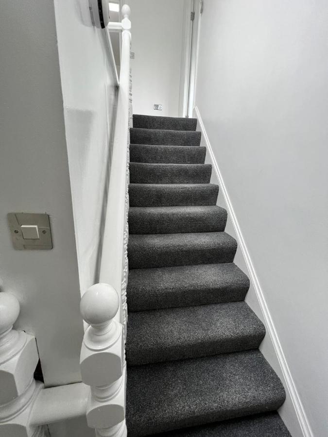 Lovely 2 Bedroom Flat With Roof Terrace In London Nw6 Buitenkant foto
