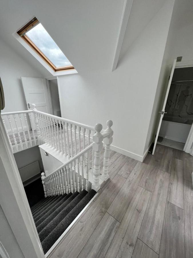 Lovely 2 Bedroom Flat With Roof Terrace In London Nw6 Buitenkant foto